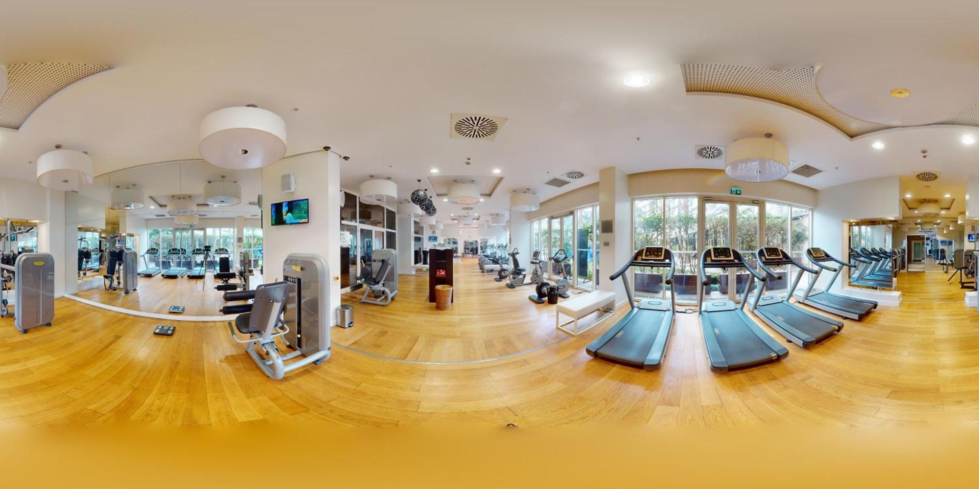 Radisson Blu Hotel & Convention Centre Kigali Zewnętrze zdjęcie 360° spherical panorama of a gym