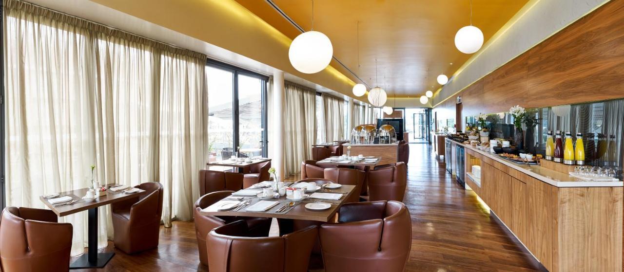 Radisson Blu Hotel & Convention Centre Kigali Zewnętrze zdjęcie Restaurant