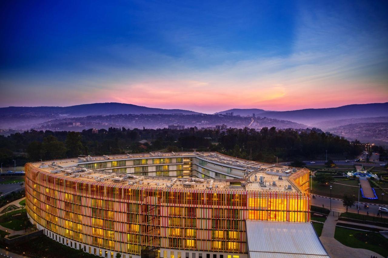 Radisson Blu Hotel & Convention Centre Kigali Zewnętrze zdjęcie The Pentagon at sunset